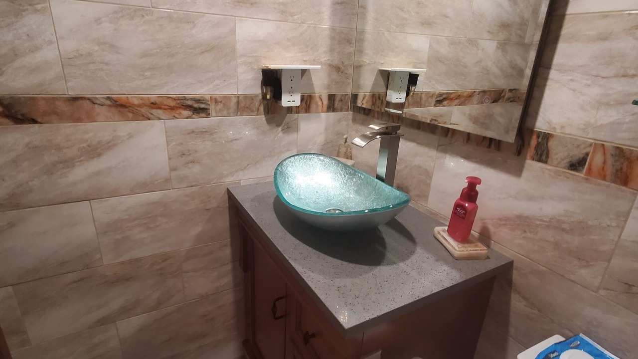Photo of Bathroom in Flatlands