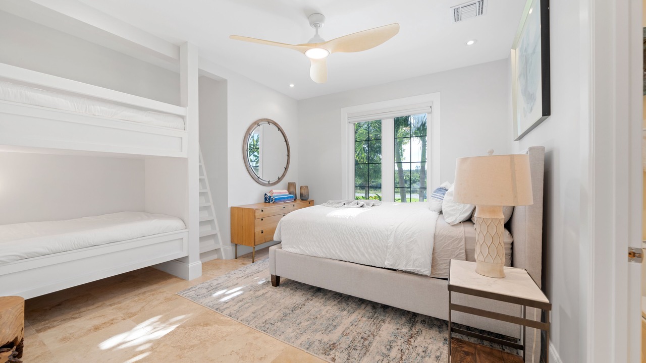 Photo of Bedroom in Great Exuma