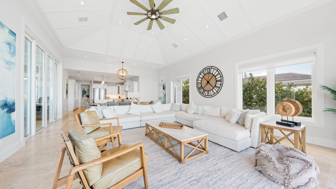 Photo of Livingroom in Great Exuma