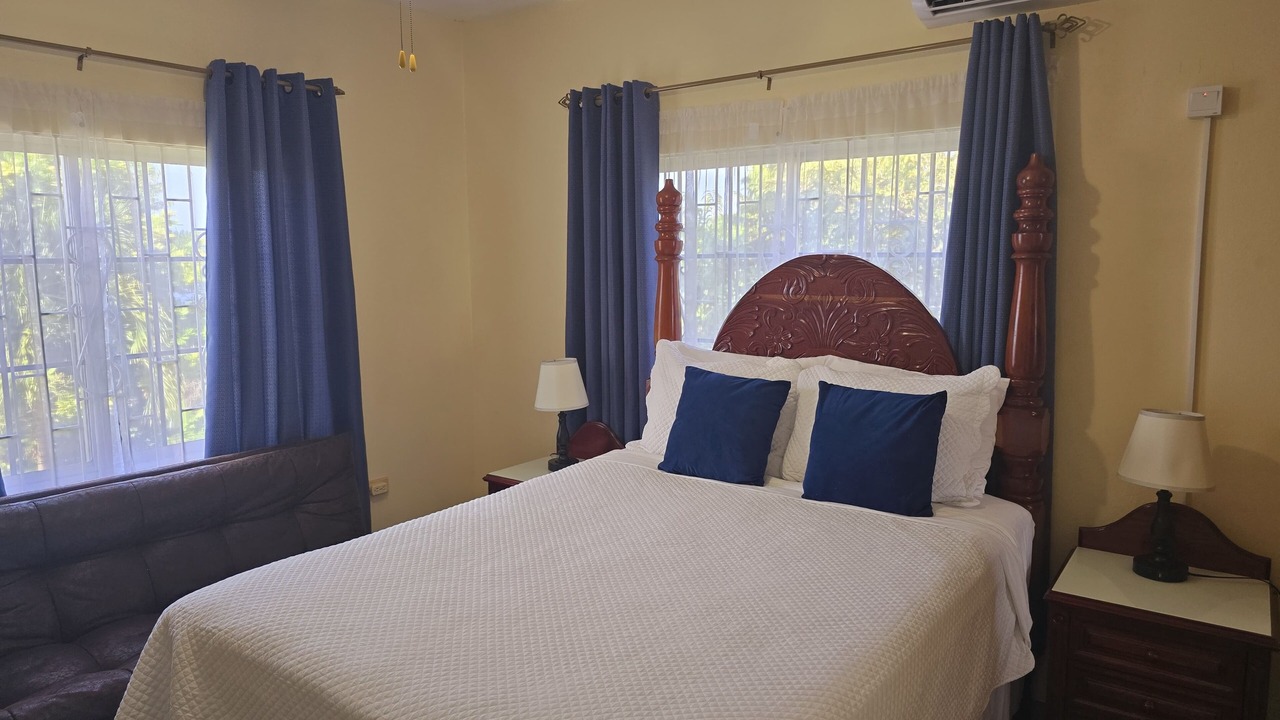 Photo of Bedroom in Runaway Bay