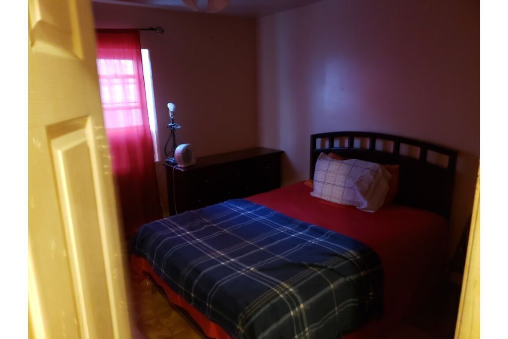 Photo of Bedroom in Ocean Hill