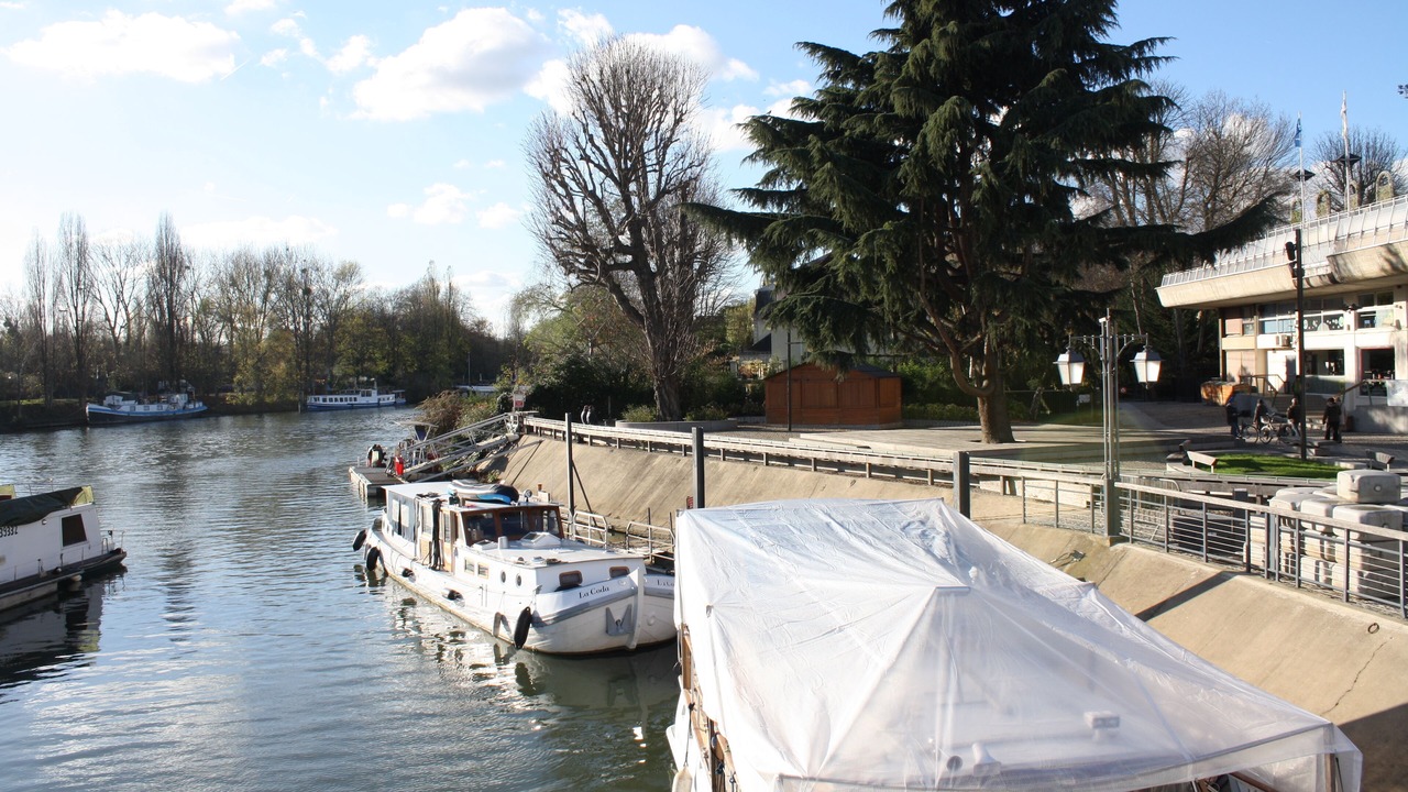 Photo of Others in Le Port sous la Lune