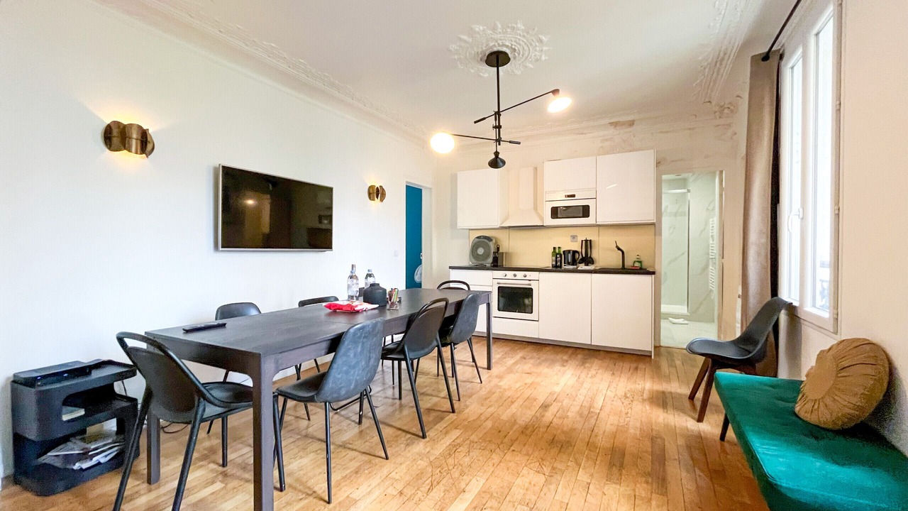Photo of Kitchen in Porte-Saint-Martin