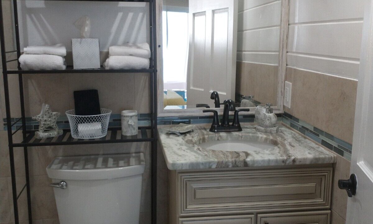 Photo of Bathroom in South Palmetto Point