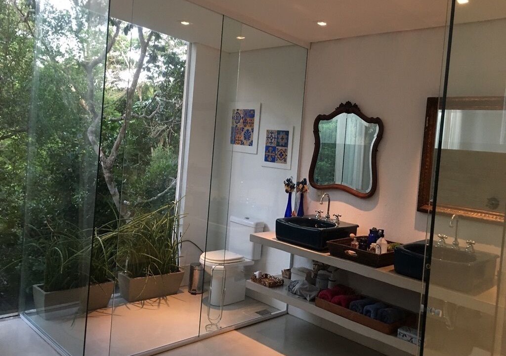 Photo of Bathroom in Praia Rasa