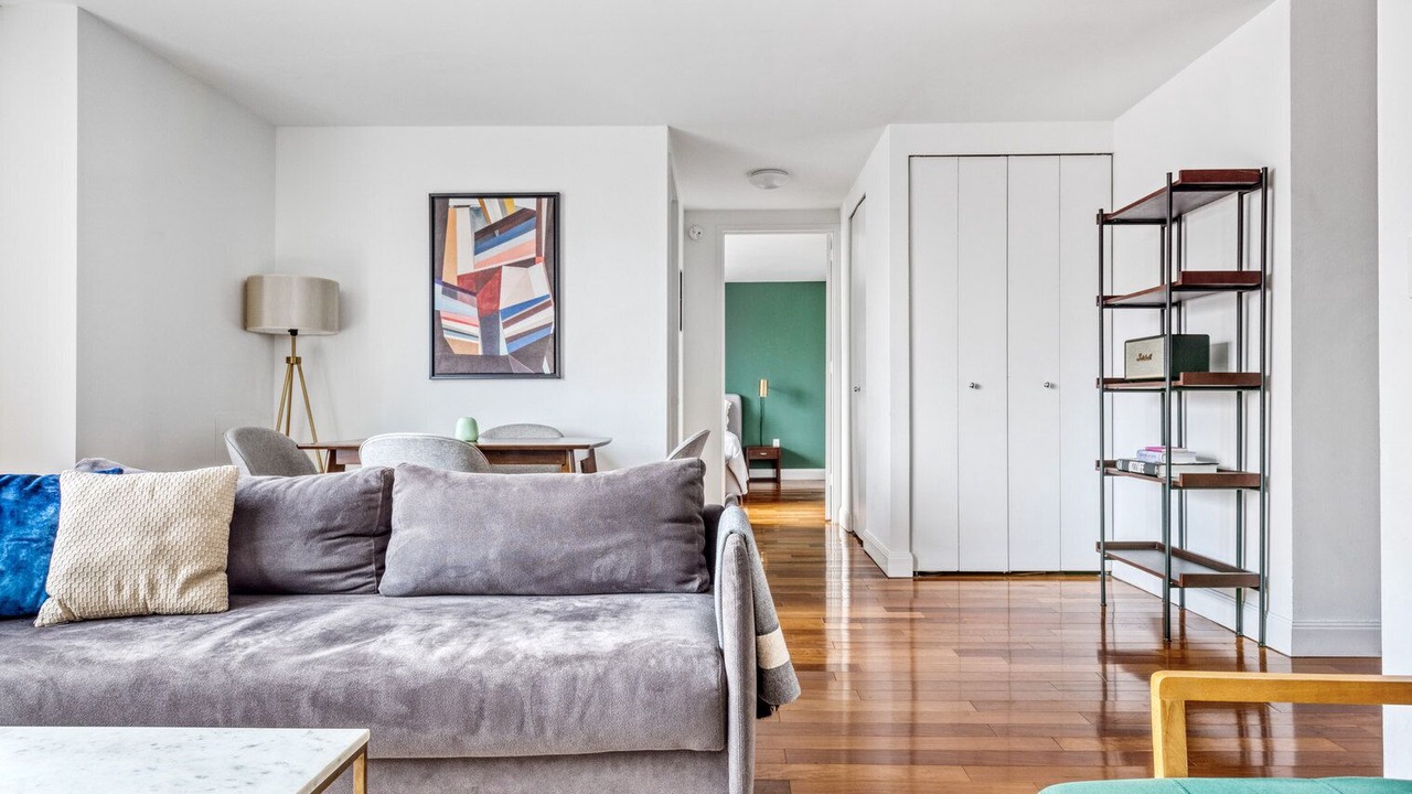 Photo of Livingroom in Gramercy
