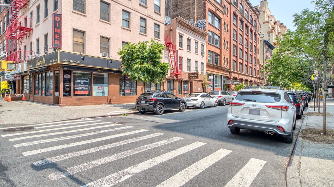 Photo of Others in Gramercy