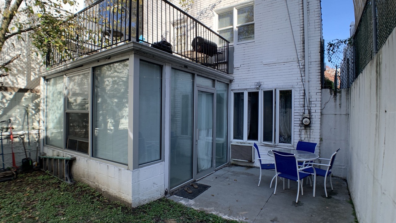 Photo of Outdoor in Flatlands
