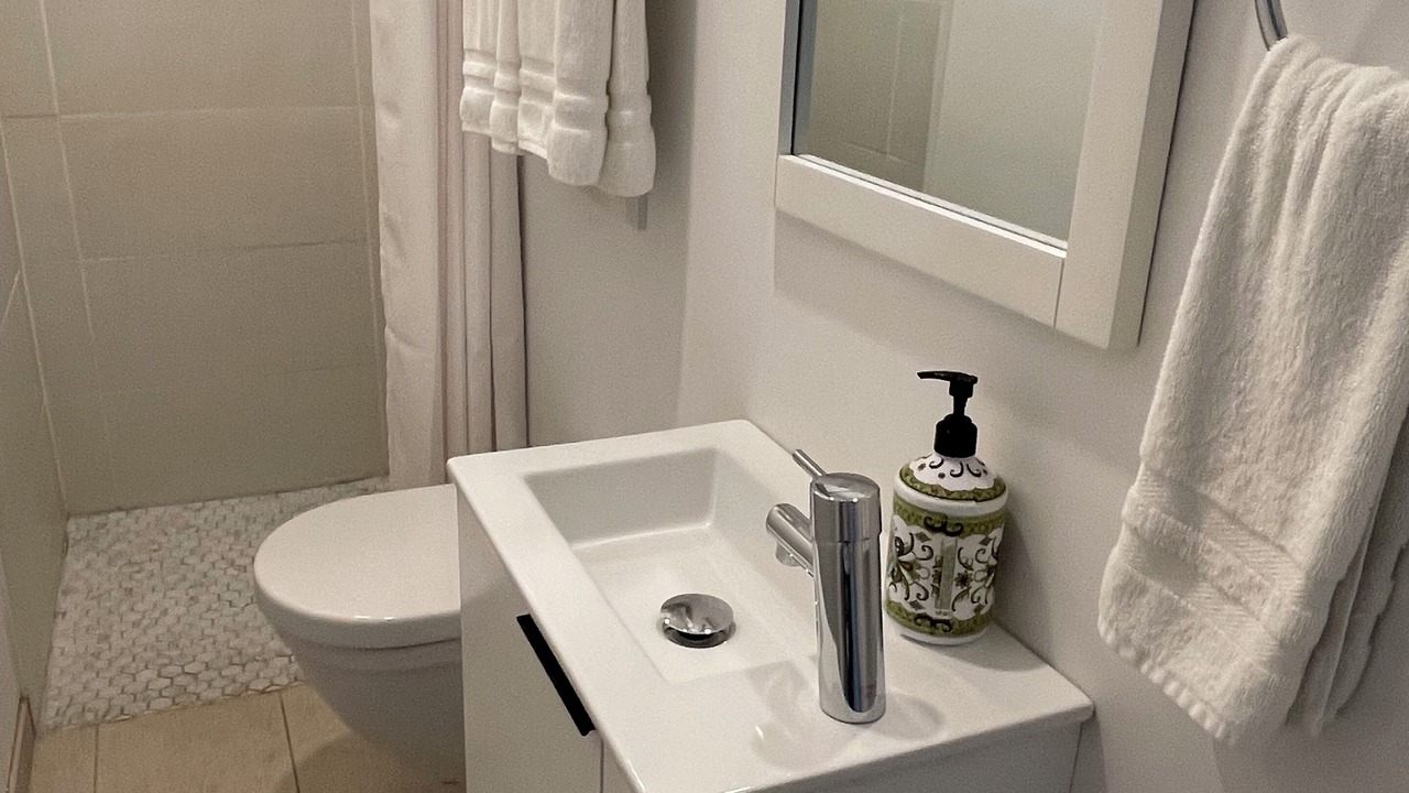 Photo of Bathroom in William's Town