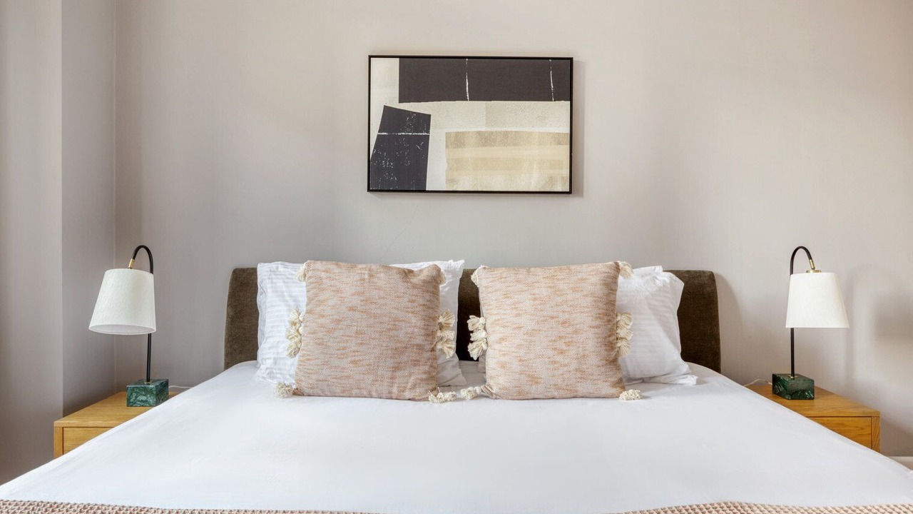 Photo of Bedroom in Sutton Place