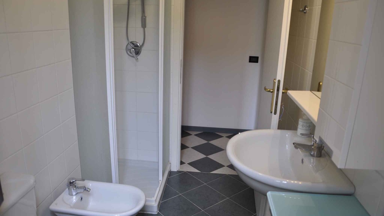 Photo of Bathroom in Montioni