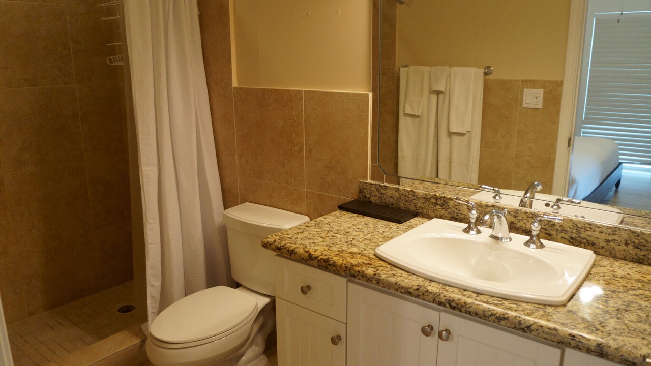 Photo of Bathroom in Alice Town
