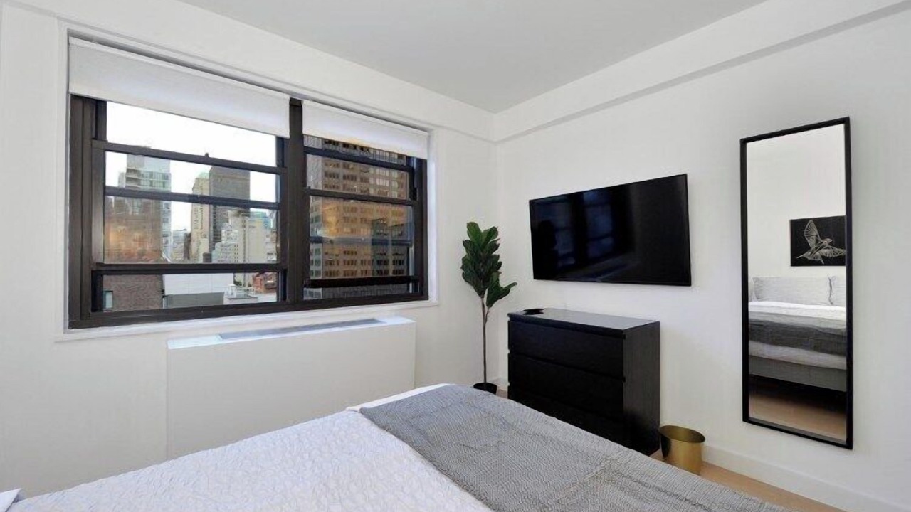 Photo of Bedroom in Tudor City
