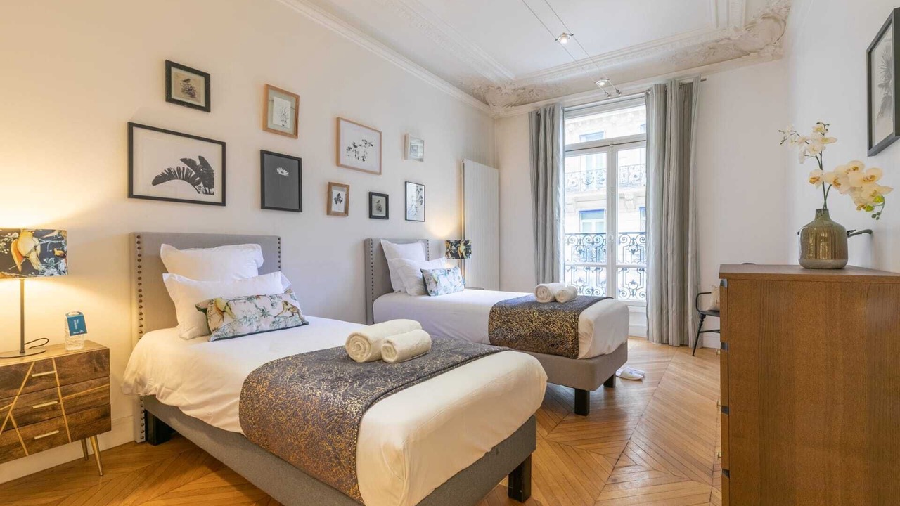 Photo of Bedroom in Champs-Elysees