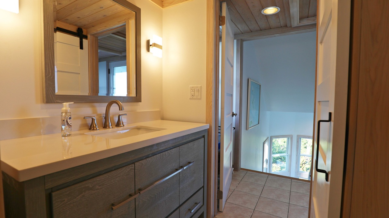 Photo of Bathroom in Hope Town
