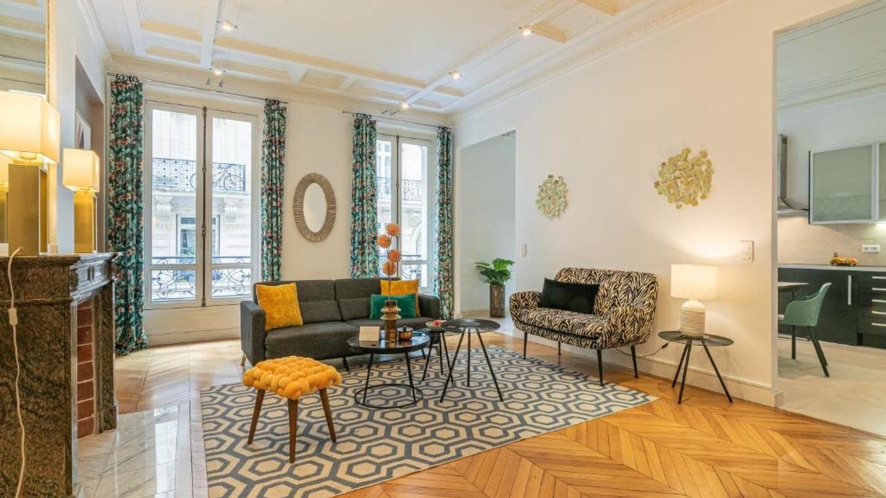Photo of Livingroom in Champs-Elysees