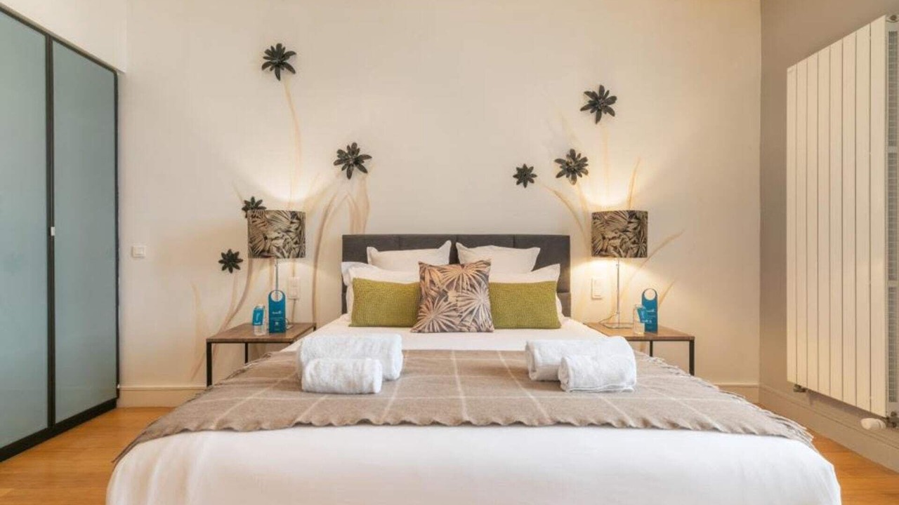 Photo of Bedroom in Champs-Elysees