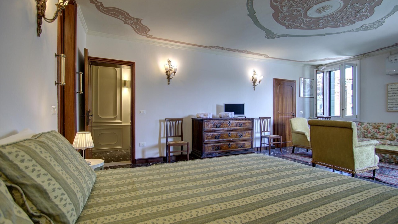 Photo of Bedroom in San Polo