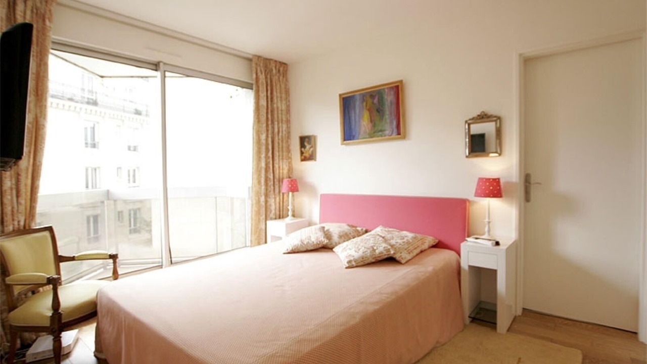 Photo of Bedroom in Montparnasse