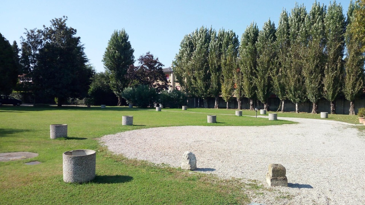 Photo of Outdoor in Mira