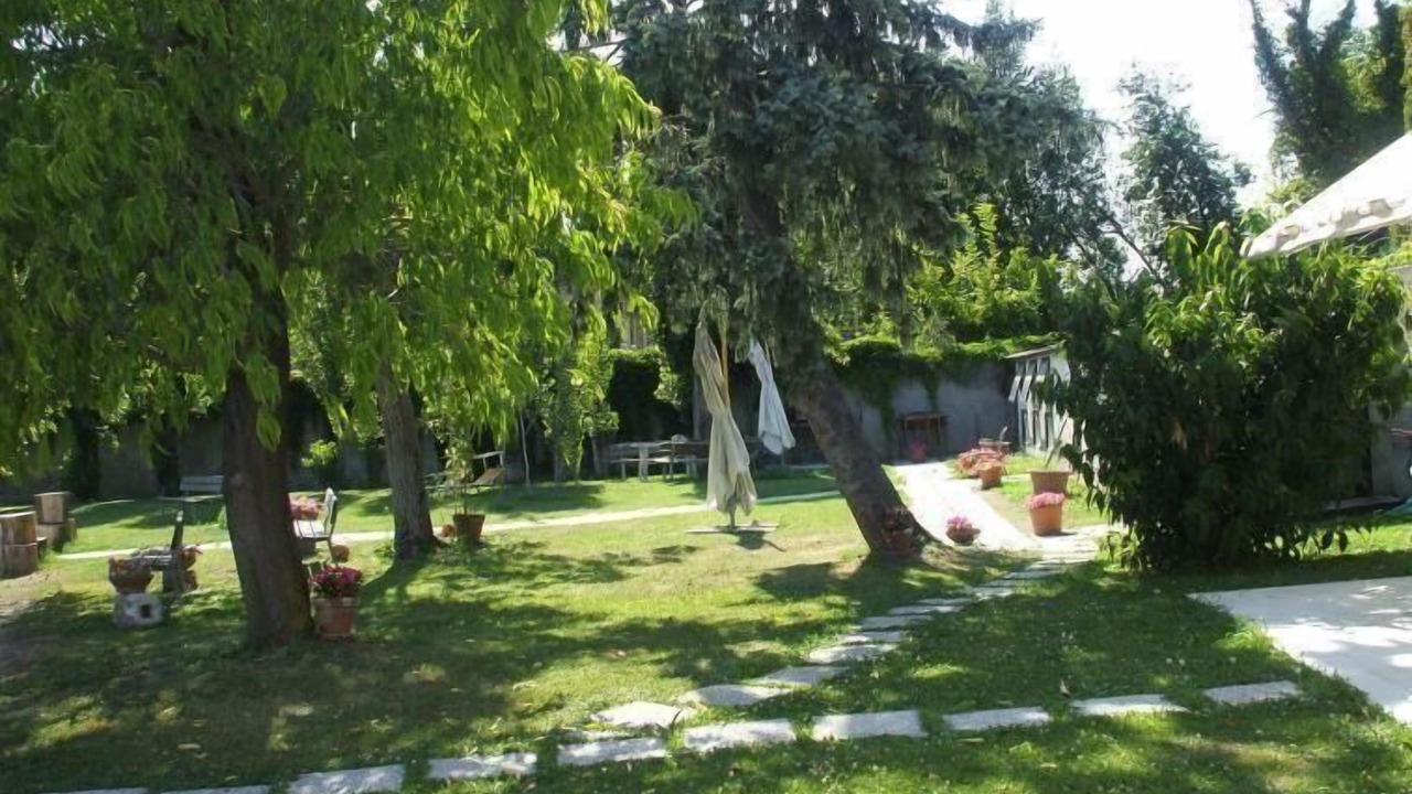 Photo of Outdoor in Mira