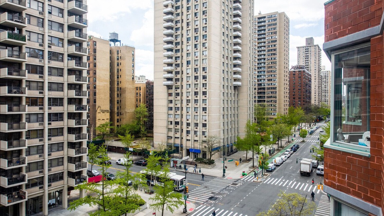 Photo of Outdoor in Manhattan Valley