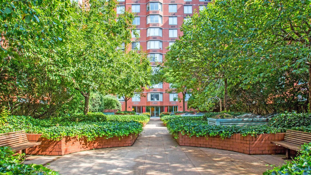 Photo of Outdoor in Manhattan Valley