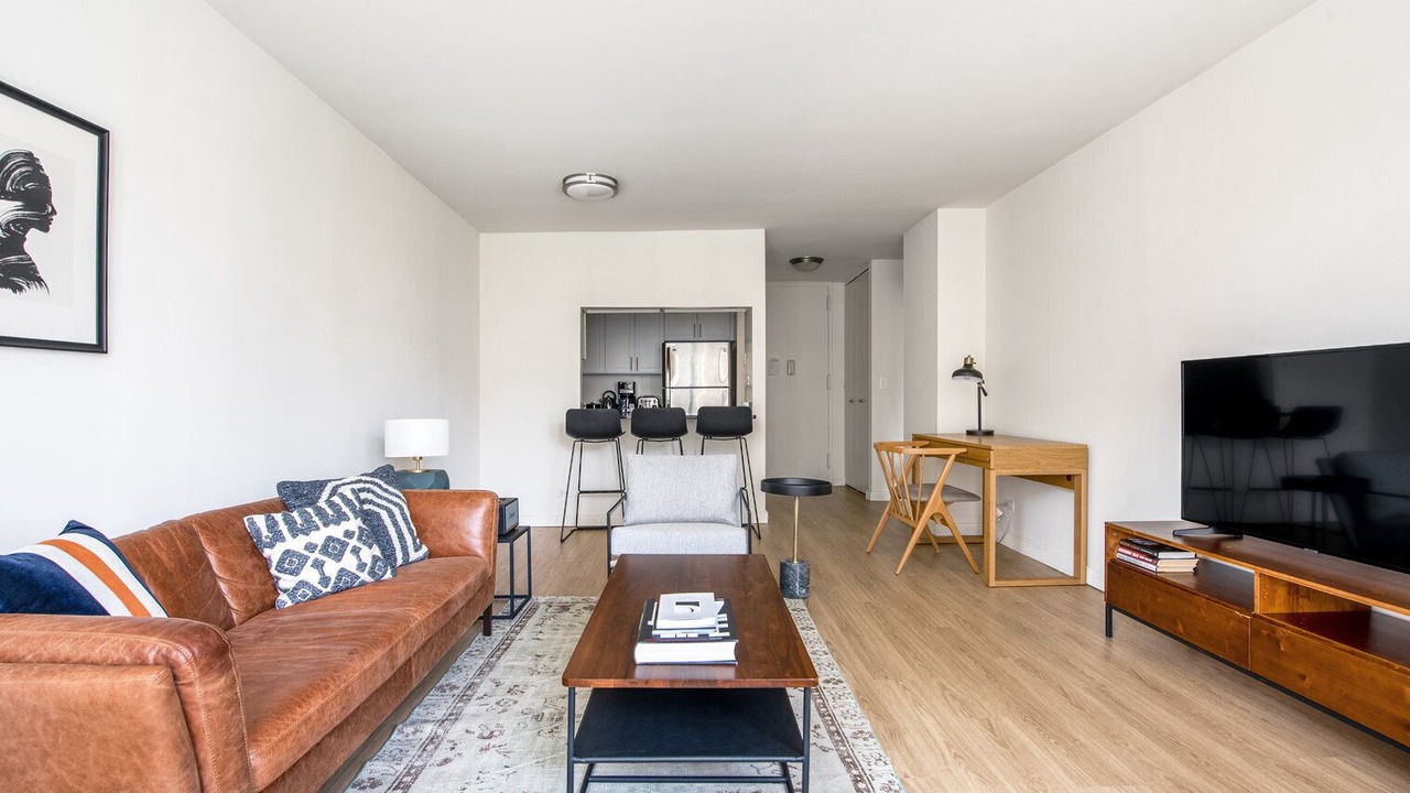 Photo of Livingroom in Manhattan Valley