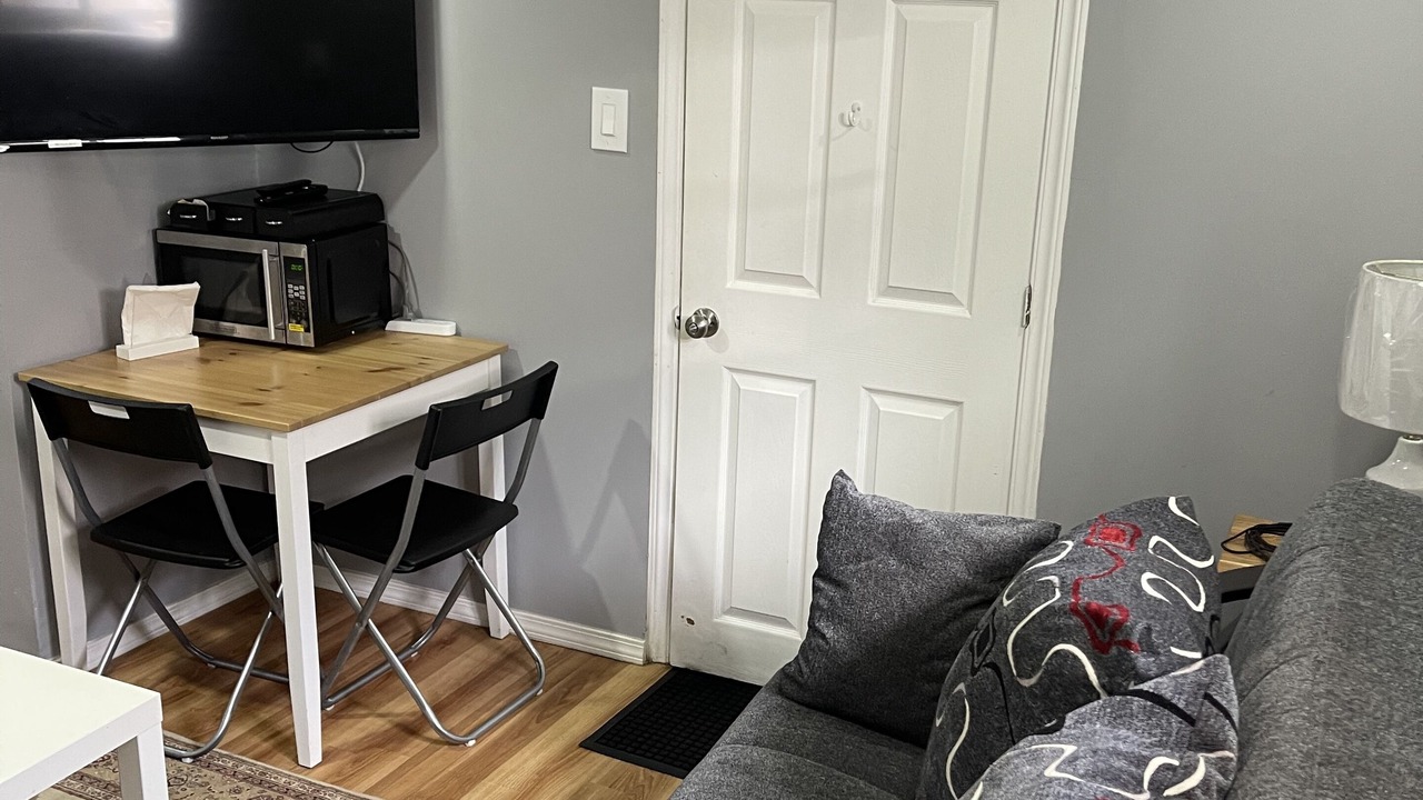 Photo of Livingroom in Mariners Harbor