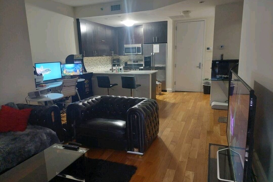Photo of Livingroom in Midwood