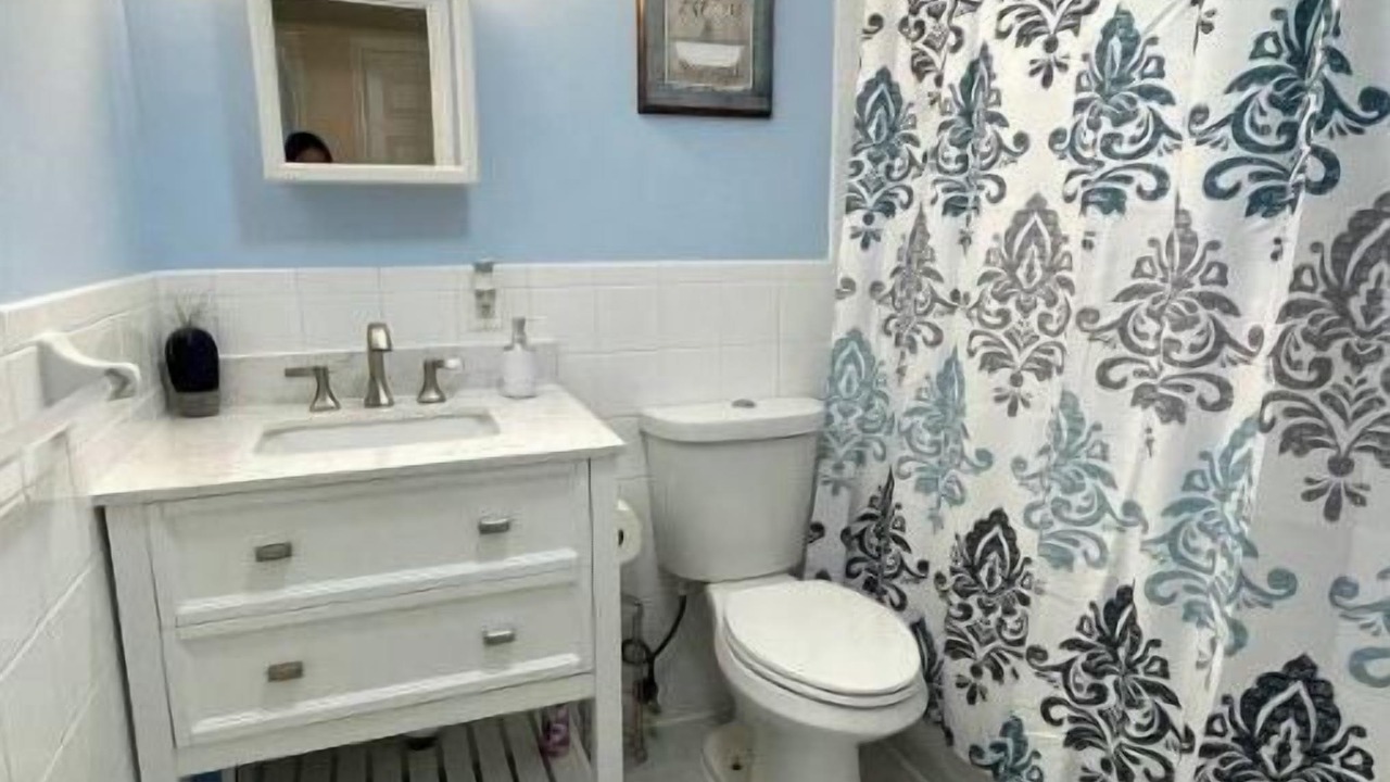 Photo of Bathroom in Queens