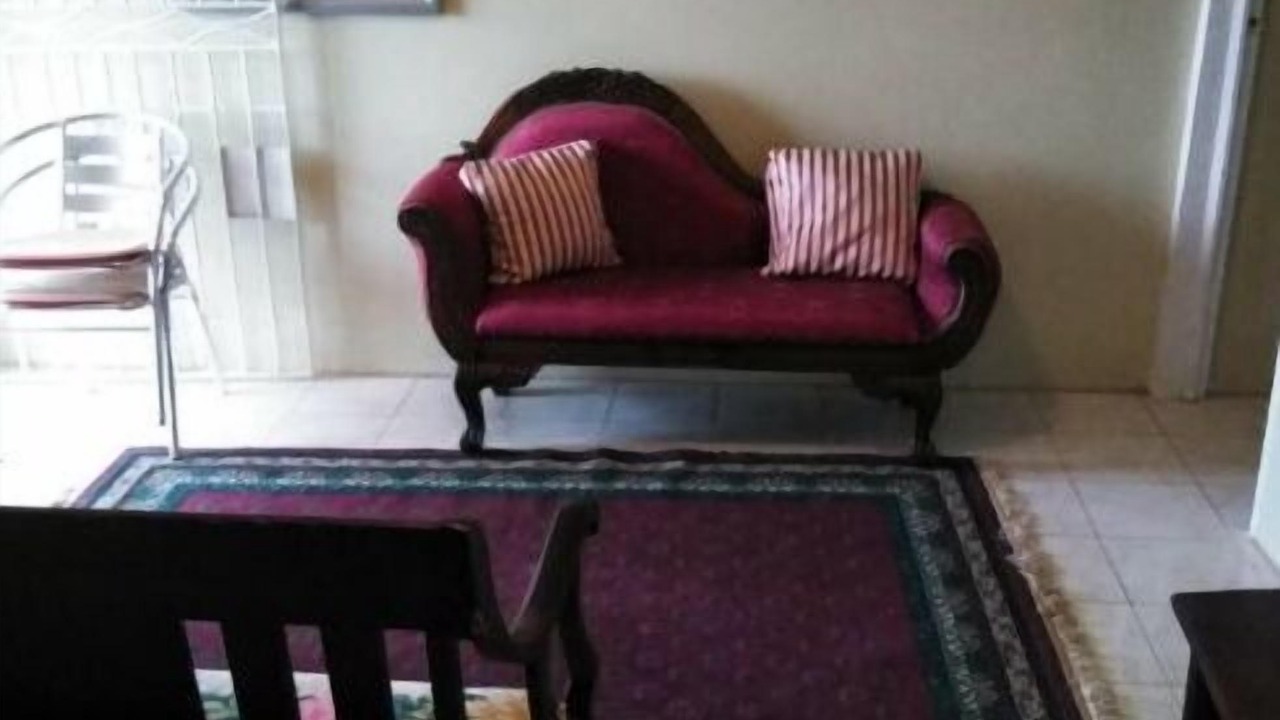 Photo of Livingroom in Moore Town