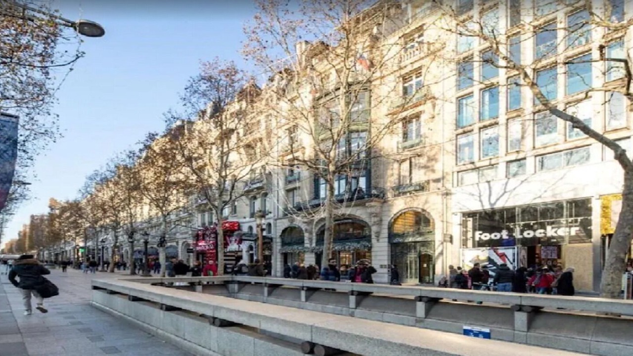 Photo of Others in 8th Arrondissement