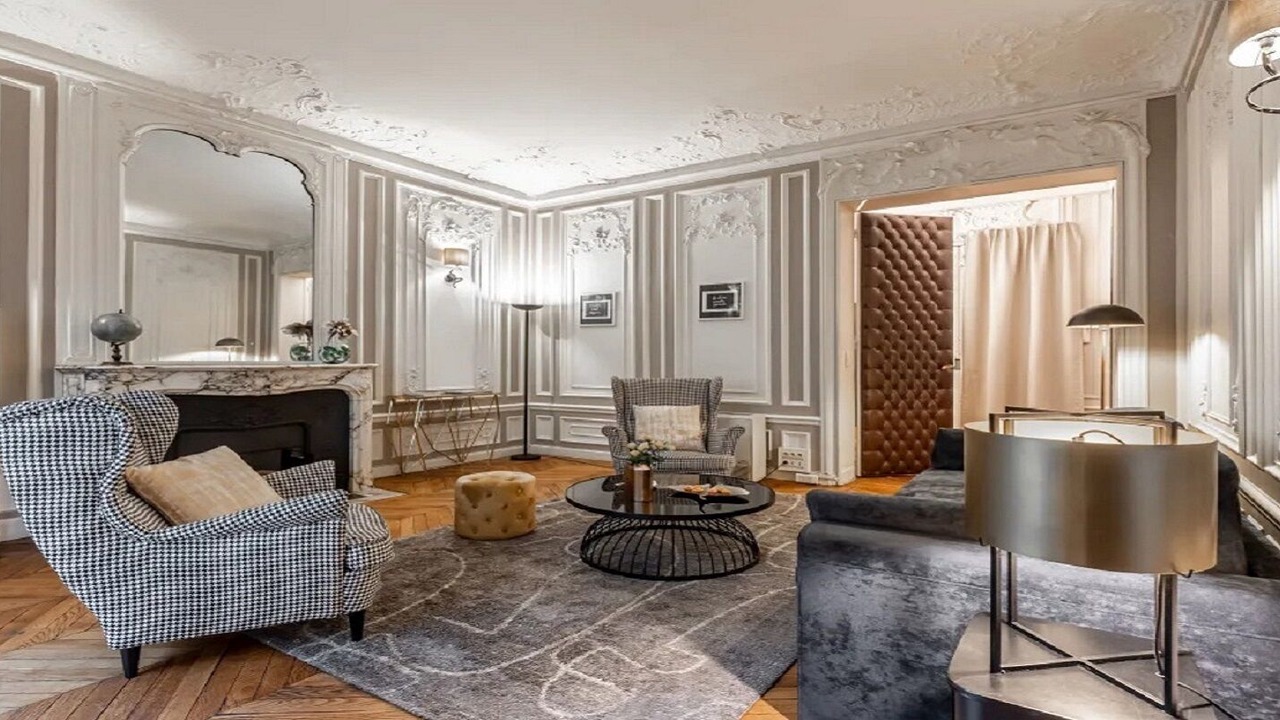 Photo of Livingroom in 8th Arrondissement