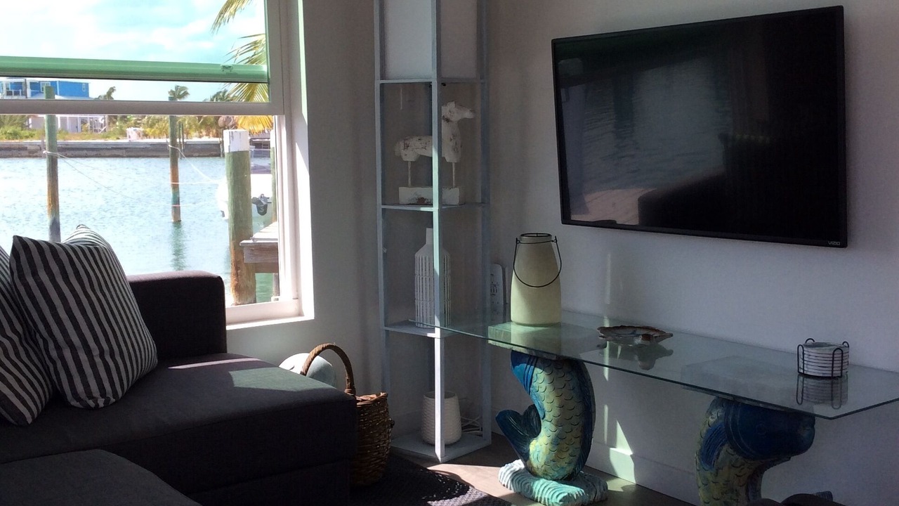 Photo of Livingroom in Treasure Cay
