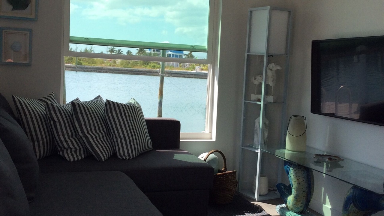 Photo of Livingroom in Treasure Cay