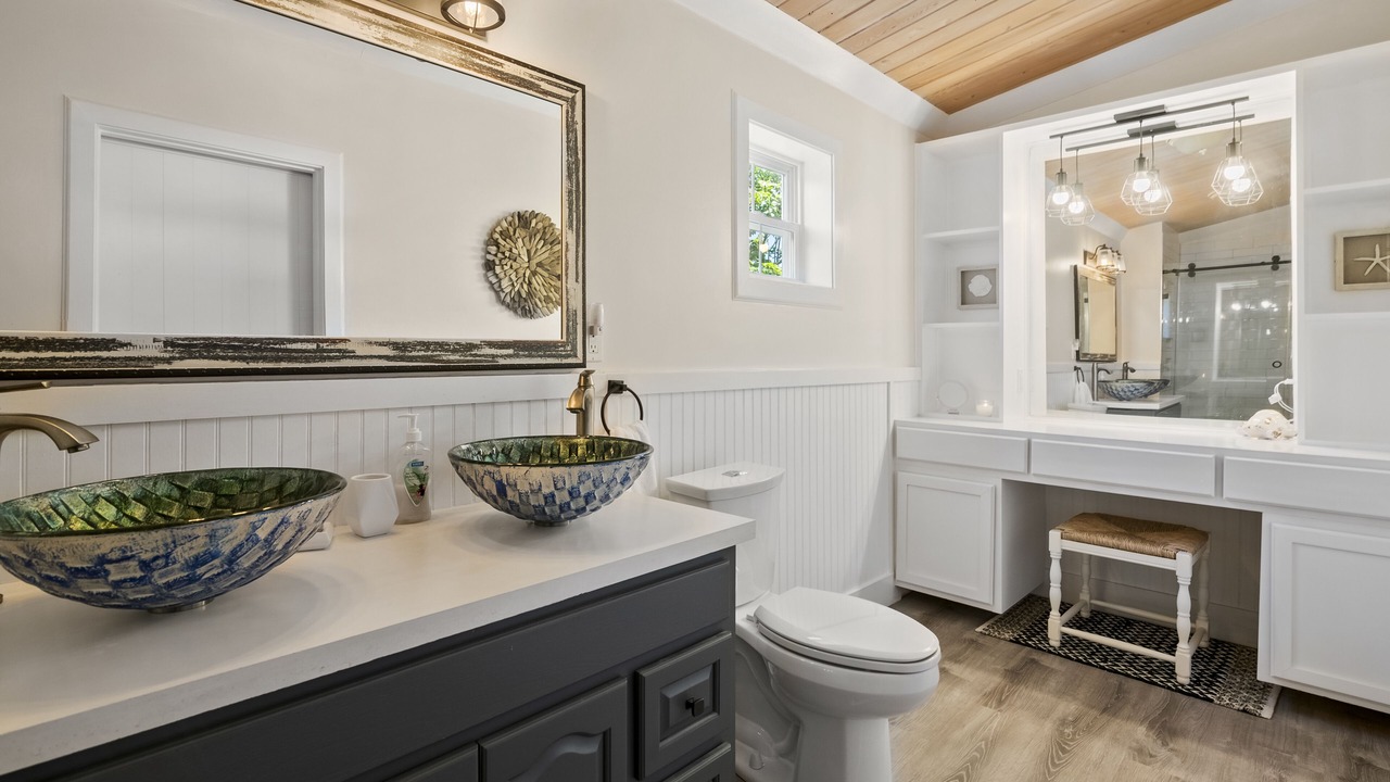 Photo of Bathroom in George Town