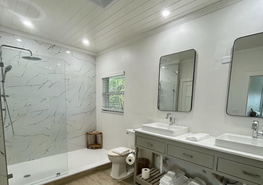Photo of Bathroom in Governor's Harbour