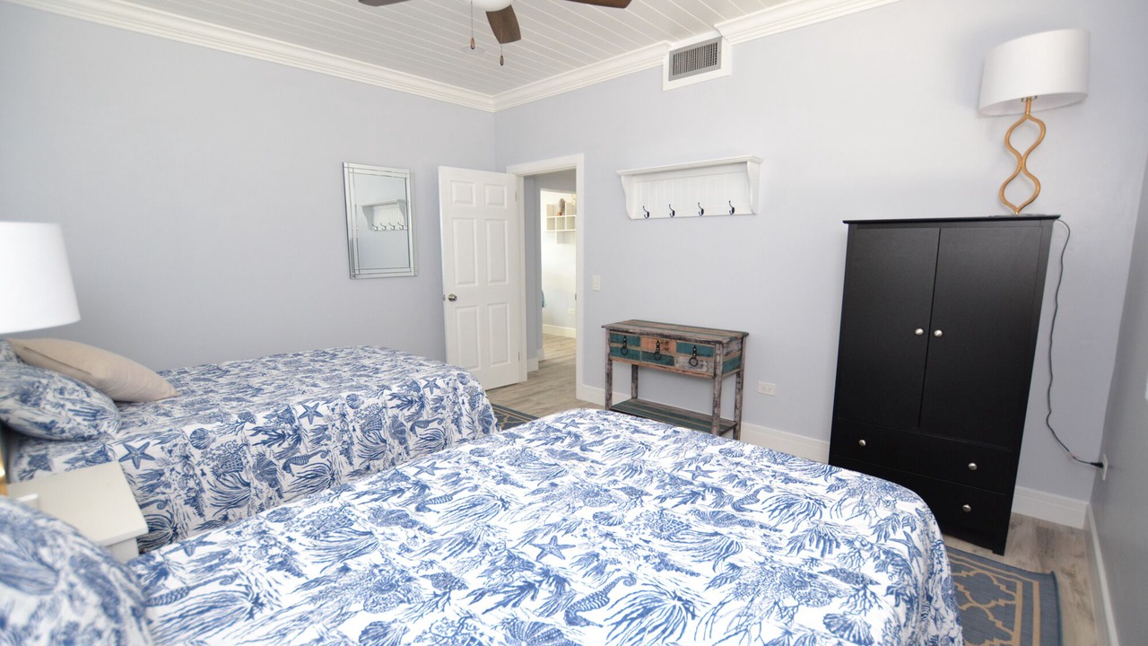 Photo of Bedroom in Spanish Wells