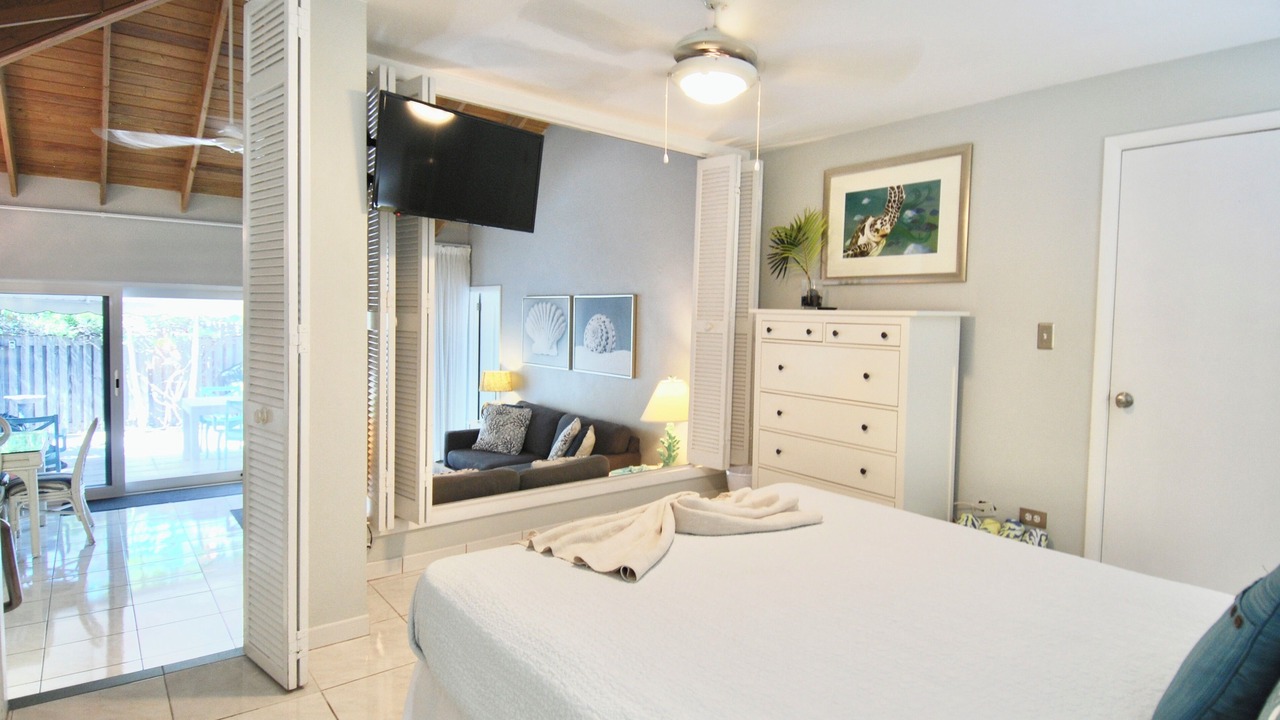 Photo of Bedroom in Paradise Island