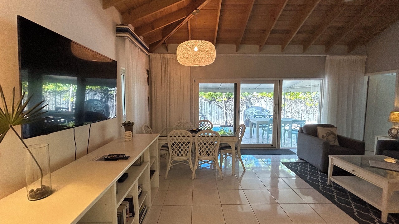 Photo of Livingroom in Paradise Island