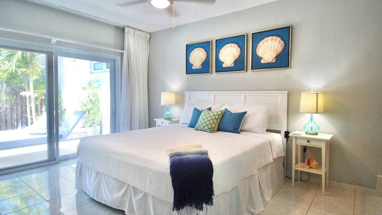 Photo of Bedroom in Paradise Island
