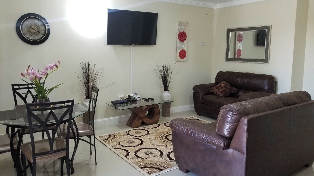 Photo of Livingroom in Eastwood Park