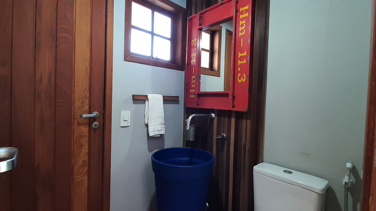 Photo of Bathroom in Praia Rasa