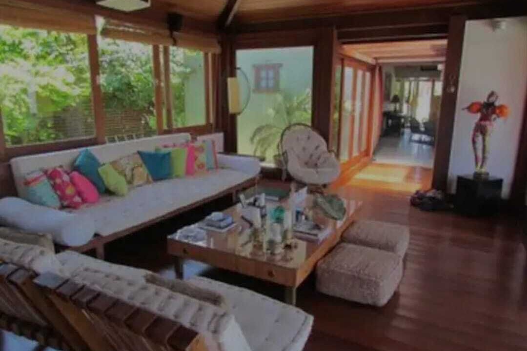 Photo of Livingroom in Praia Rasa