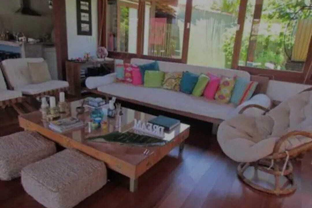 Photo of Livingroom in Praia Rasa