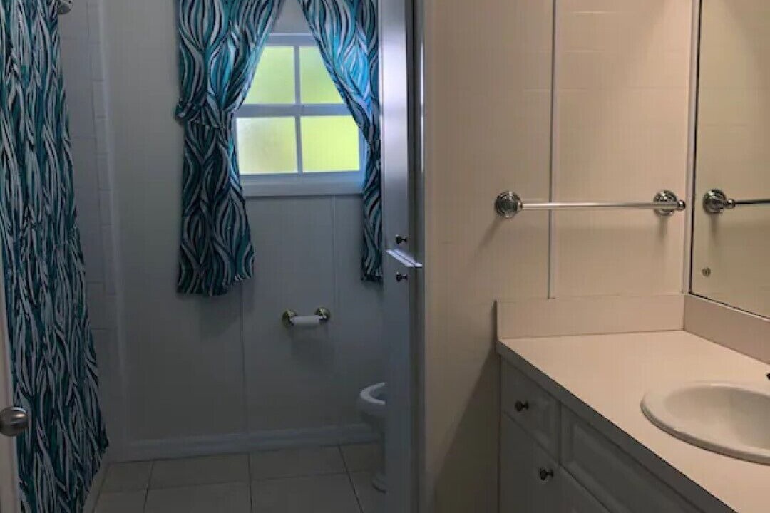 Photo of Bathroom in Spanish Wells