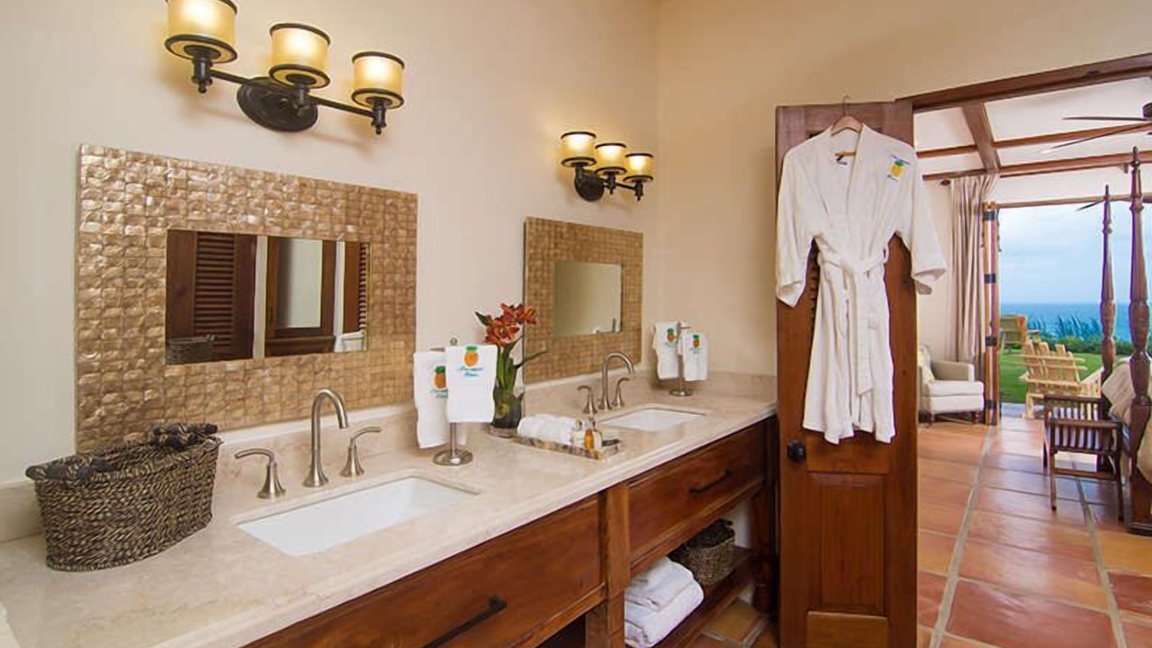 Photo of Bathroom in Tryall