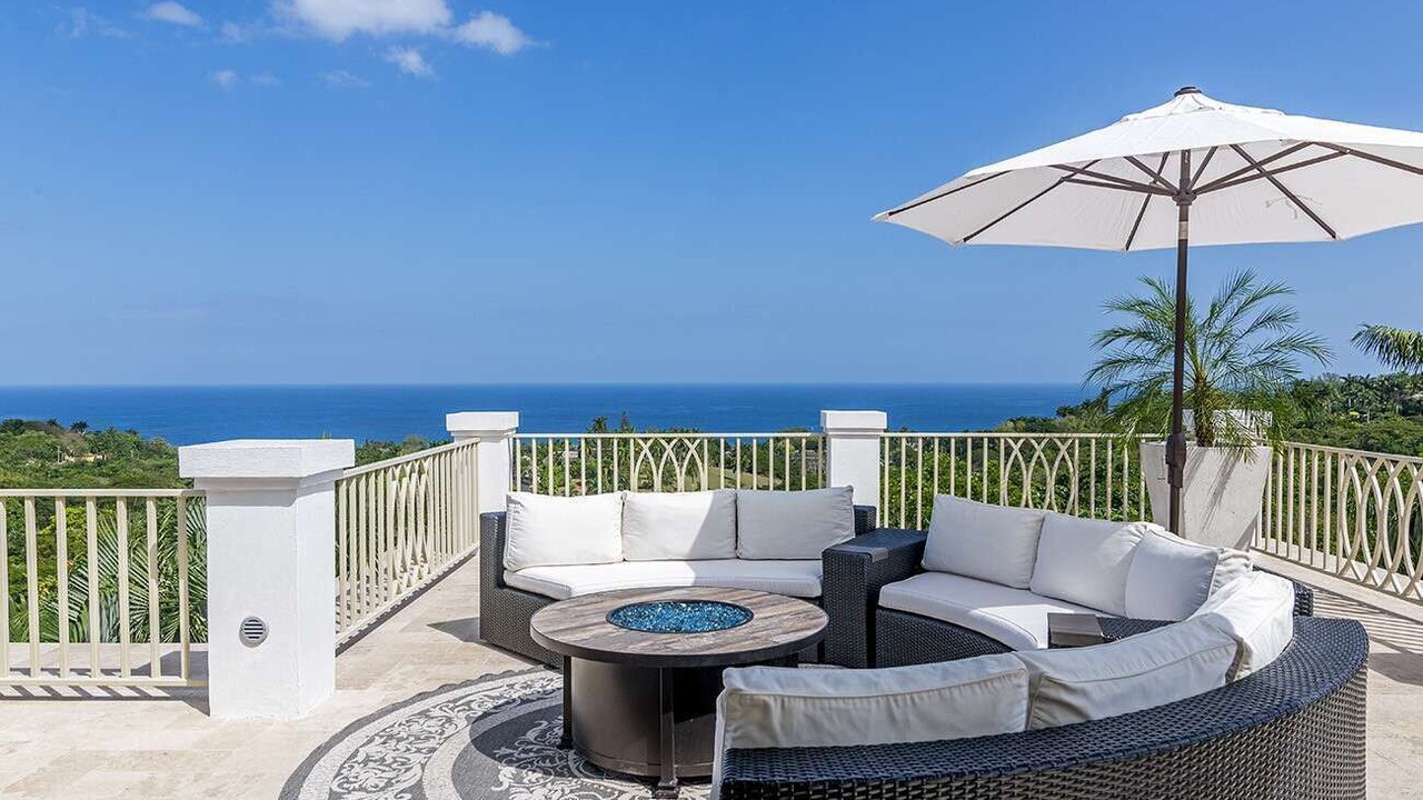 Photo of Patio Balcony in Tryall