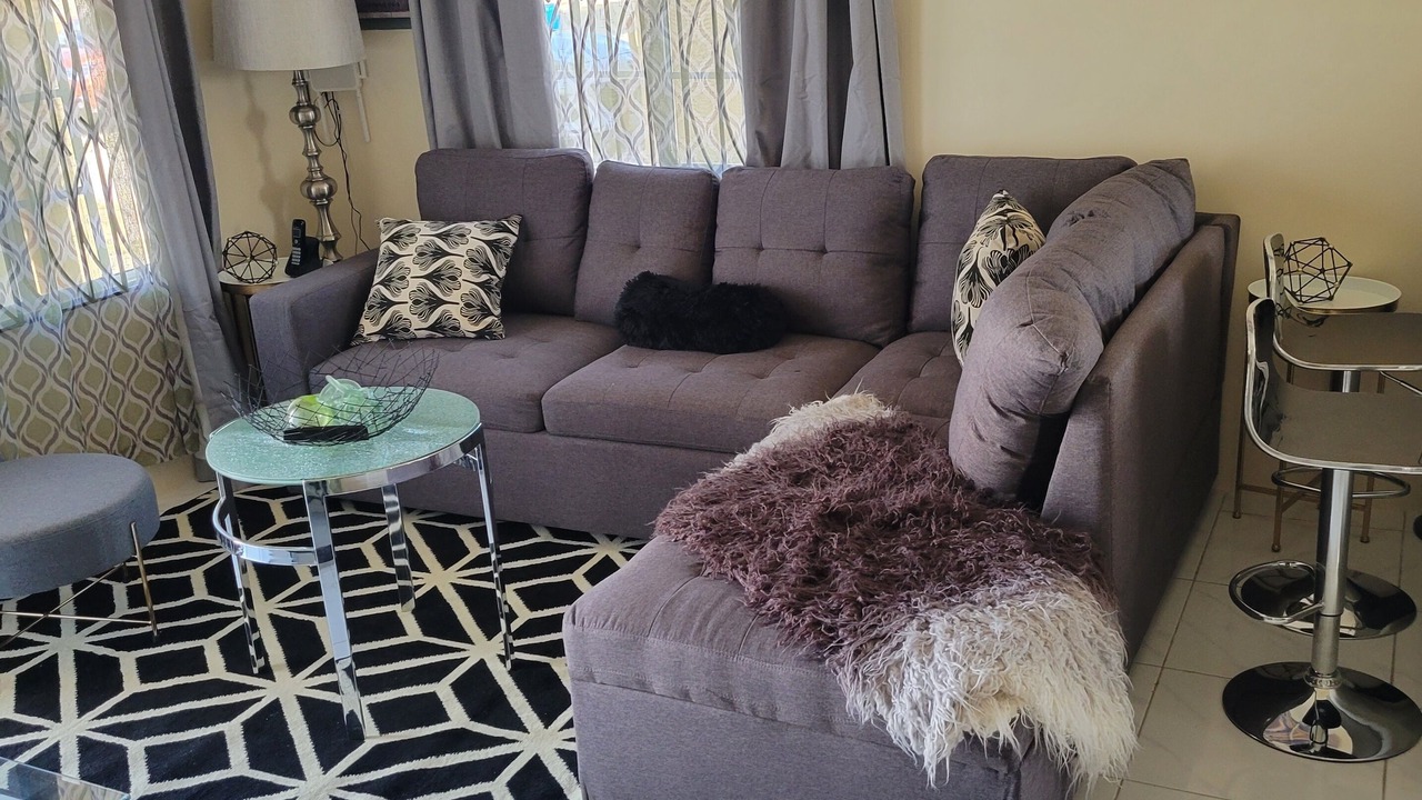 Photo of Livingroom in Portmore